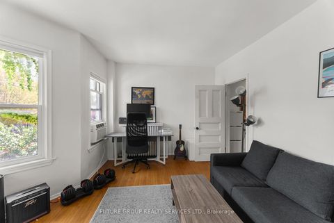 Photo 7 at 10 Borden Street, University, Toronto Photo 7 at 10 Borden Street, University, Toronto