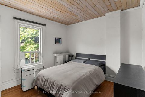 Photo 9 at 10 Borden Street, University, Toronto Photo 9 at 10 Borden Street, University, Toronto