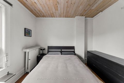 Photo 10 at 10 Borden Street, University, Toronto