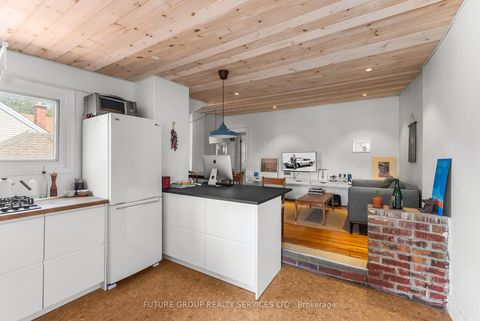 Photo 14 at 10 Borden Street, University, Toronto Photo 14 at 10 Borden Street, University, Toronto