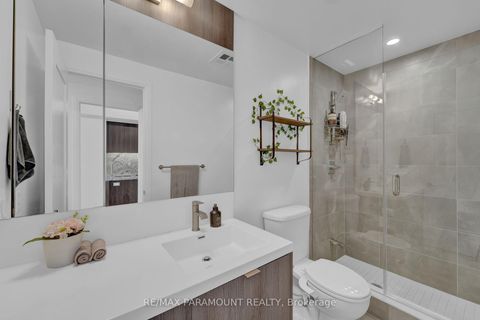 Photo 15 at 418 - 101 Erskine Avenue, Mount Pleasant West, Toronto
