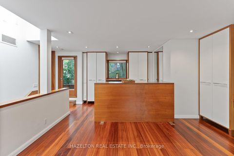 Photo 22 at 32 Regal Road, Wychwood, Toronto