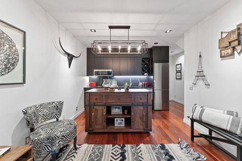 Photo 34 at 32 Regal Road, Wychwood, Toronto