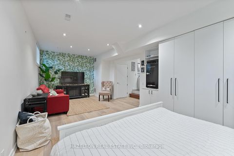 Photo 46 at 32 Regal Road, Wychwood, Toronto