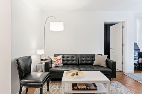 Photo 2 at 203 - 575 Avenue Road, St. Clair, Toronto