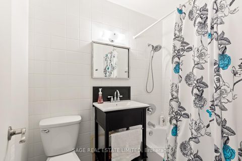 Photo 8 at 203 - 575 Avenue Road, St. Clair, Toronto