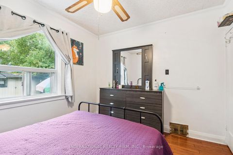 Photo 11 at 1982 Lawrence Avenue W, Weston, Toronto