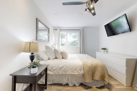 Photo 13 at 195 Milestone Crescent, Aurora Village, Aurora Photo 13 at 195 Milestone Crescent, Aurora Village, Aurora