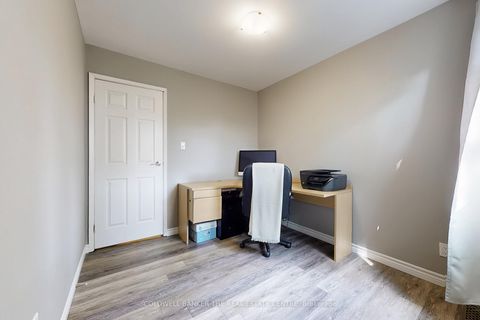 Photo 18 at 195 Milestone Crescent, Aurora Village, Aurora Photo 18 at 195 Milestone Crescent, Aurora Village, Aurora