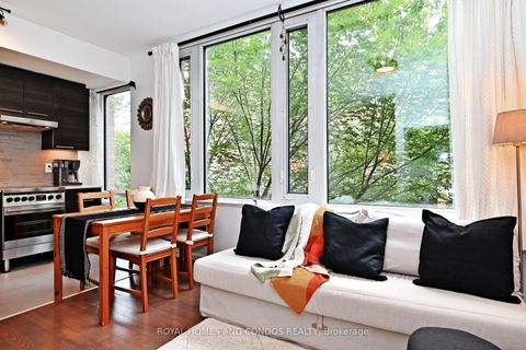 Photo 12 at 212 - 3 Market Street, Waterfront Communities C8, Toronto