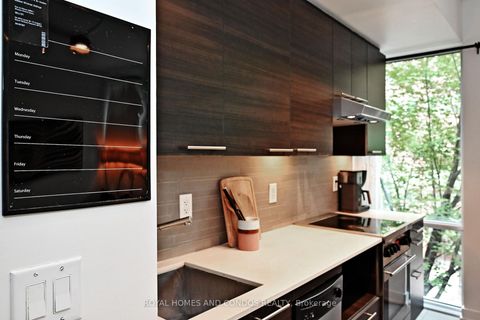 Photo 23 at 212 - 3 Market Street, Waterfront Communities C8, Toronto