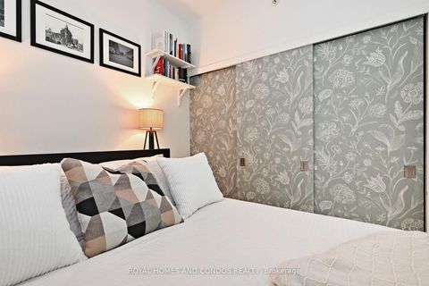 Photo 37 at 212 - 3 Market Street, Waterfront Communities C8, Toronto