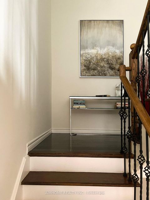 Photo 8 at 101 Grand Oak Drive, Oak Ridges, Richmond Hill