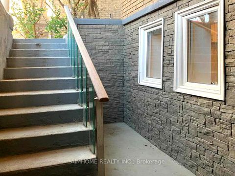 Photo 21 at 101 Grand Oak Drive, Oak Ridges, Richmond Hill