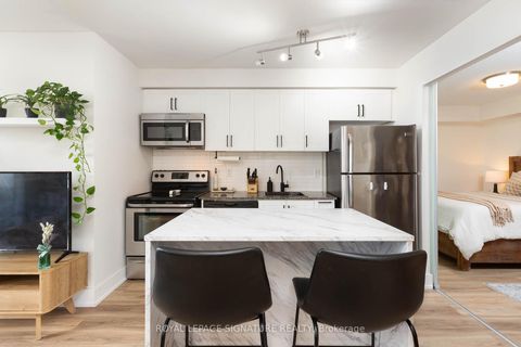 Photo 5 at 1323 - 38 Joe Shuster Way, South Parkdale, Toronto