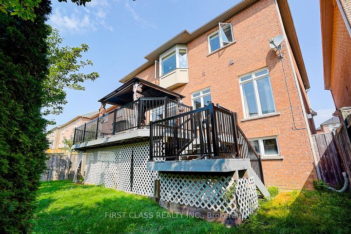 Photo 44 at 50 Hayfield Crescent, Jefferson, Richmond Hill