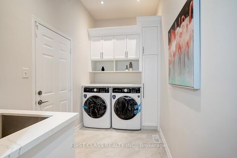 Photo 19 at 50 Hayfield Crescent, Jefferson, Richmond Hill