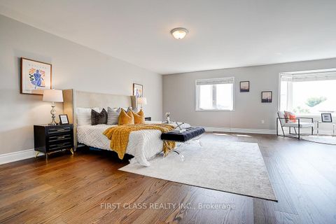 Photo 23 at 50 Hayfield Crescent, Jefferson, Richmond Hill