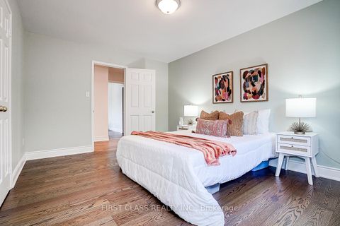 Photo 35 at 50 Hayfield Crescent, Jefferson, Richmond Hill