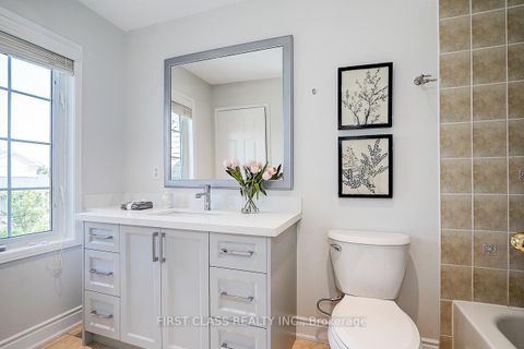 Photo 39 at 50 Hayfield Crescent, Jefferson, Richmond Hill