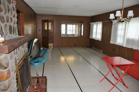 Photo 6 at 1557 Houston Avenue, Rural Innisfil, Innisfil