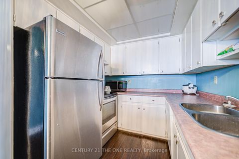 Photo 7 at 808 - 121 Ling Road, West Hill, Toronto
