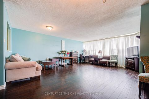Photo 12 at 808 - 121 Ling Road, West Hill, Toronto
