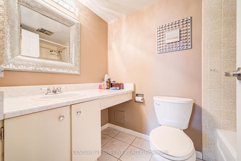 Photo 20 at 808 - 121 Ling Road, West Hill, Toronto