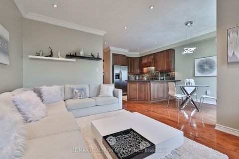 Photo 5 at 73 Shirrick Drive, Jefferson, Richmond Hill