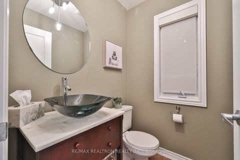 Photo 10 at 73 Shirrick Drive, Jefferson, Richmond Hill