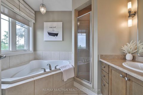 Photo 14 at 73 Shirrick Drive, Jefferson, Richmond Hill