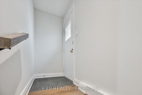 Photo 41 at 10 Stratford Drive, Doncrest, Richmond Hill