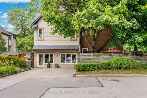Photo 2 at 107 Otter Crescent, Nortown, Toronto