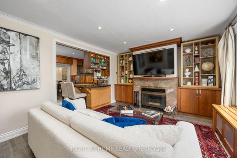 Photo 4 at 107 Otter Crescent, Nortown, Toronto