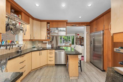 Photo 8 at 107 Otter Crescent, Nortown, Toronto