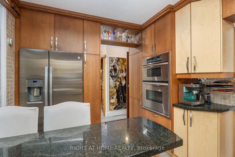 Photo 11 at 107 Otter Crescent, Nortown, Toronto