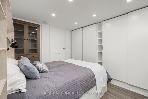 Photo 32 at 107 Otter Crescent, Nortown, Toronto