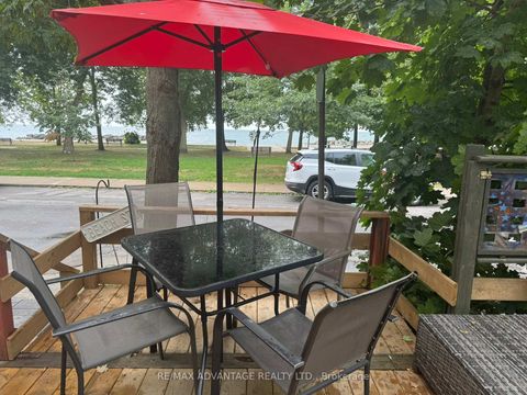 Photo 4 at 106 Hubbard Boulevard, The Beaches, Toronto