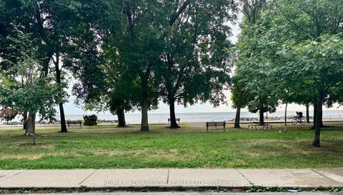 Photo 5 at 106 Hubbard Boulevard, The Beaches, Toronto