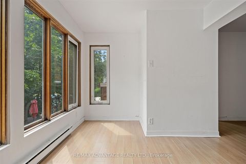 Photo 7 at 106 Hubbard Boulevard, The Beaches, Toronto