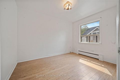 Photo 11 at 106 Hubbard Boulevard, The Beaches, Toronto