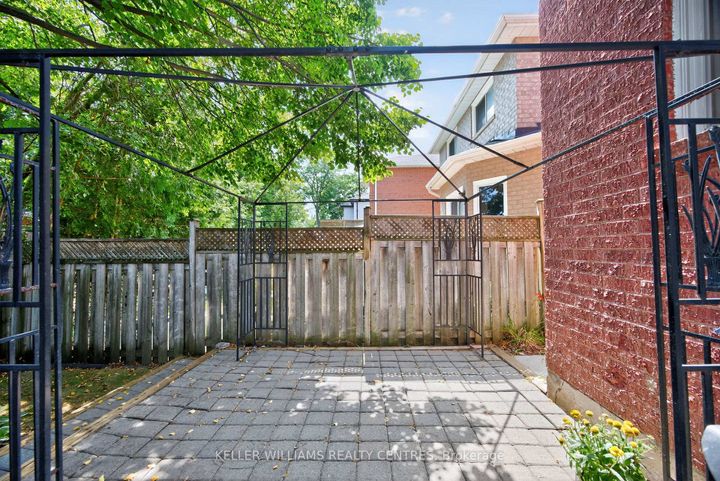 Photo 44 at 591 Plantation Gate, Summerhill Estates, Newmarket