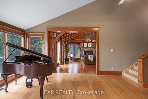 Photo 7 at 18340 Bathurst Street, Rural King, King