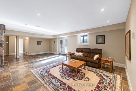 Photo 36 at 18340 Bathurst Street, Rural King, King