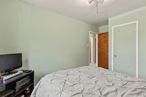 Photo 19 at 38 North Edgely Avenue, Birchmount, Toronto