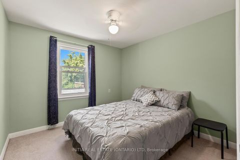 Photo 20 at 38 North Edgely Avenue, Birchmount, Toronto