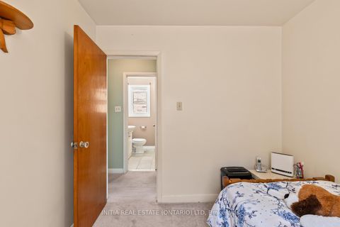 Photo 25 at 38 North Edgely Avenue, Birchmount, Toronto
