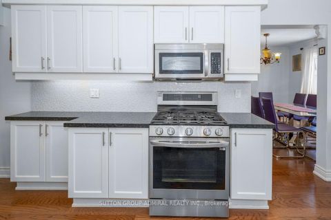 Photo 9 at 85 Glen Crescent, Uplands, Vaughan
