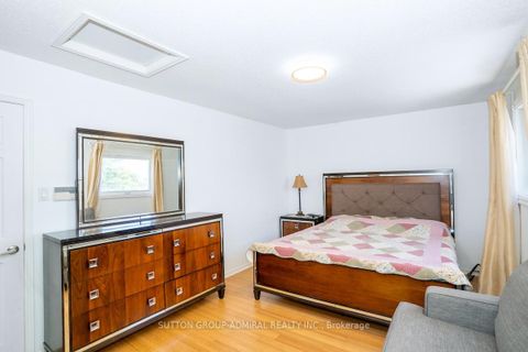 Photo 19 at 85 Glen Crescent, Uplands, Vaughan