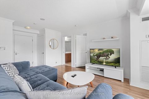 Photo 2 at 216 - 2035 Sheppard Avenue E, Henry Farm, Toronto
